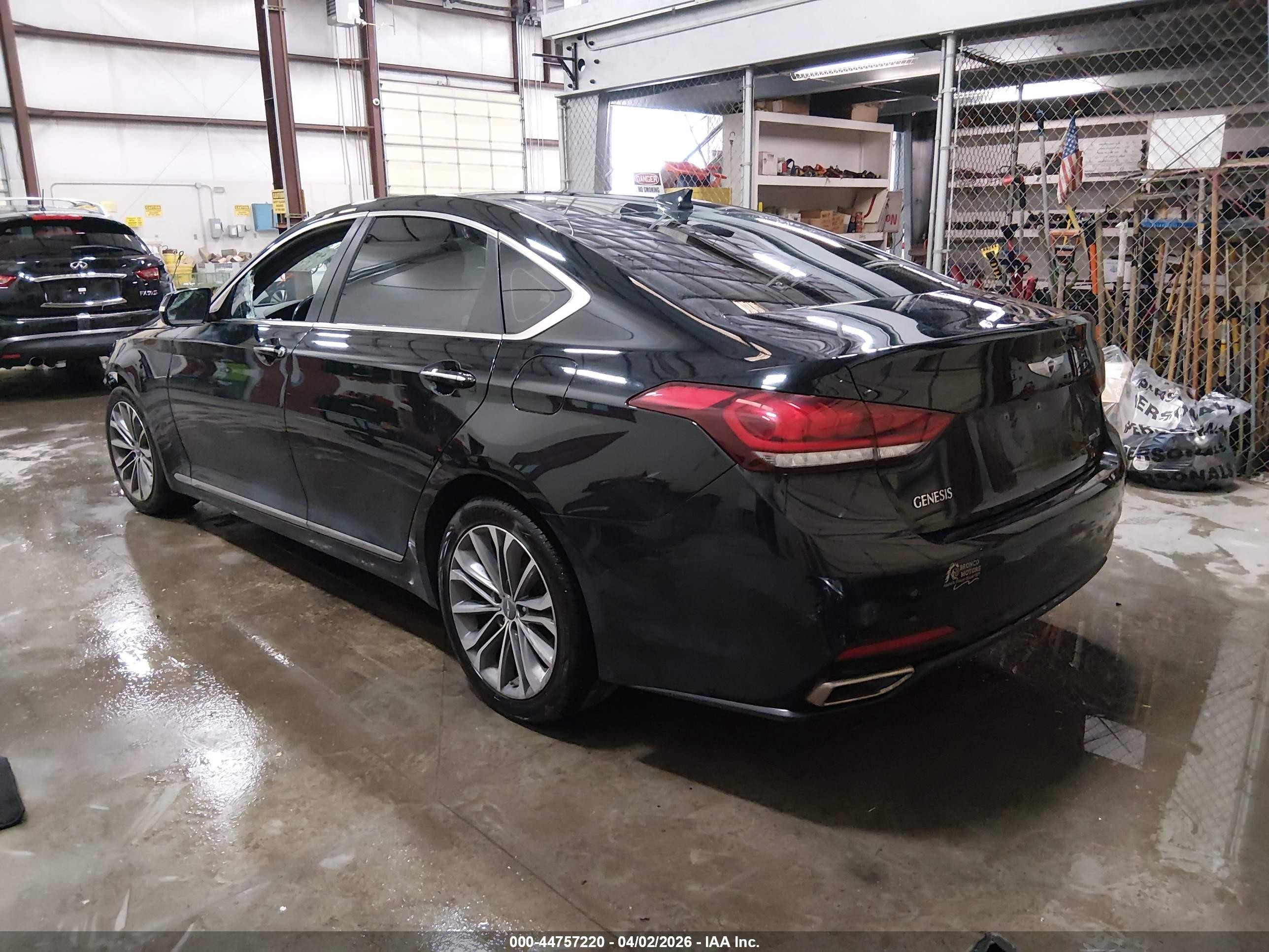2015 Hyundai Genesis 3.8 Black vin: KMHGN4JE9FU016714