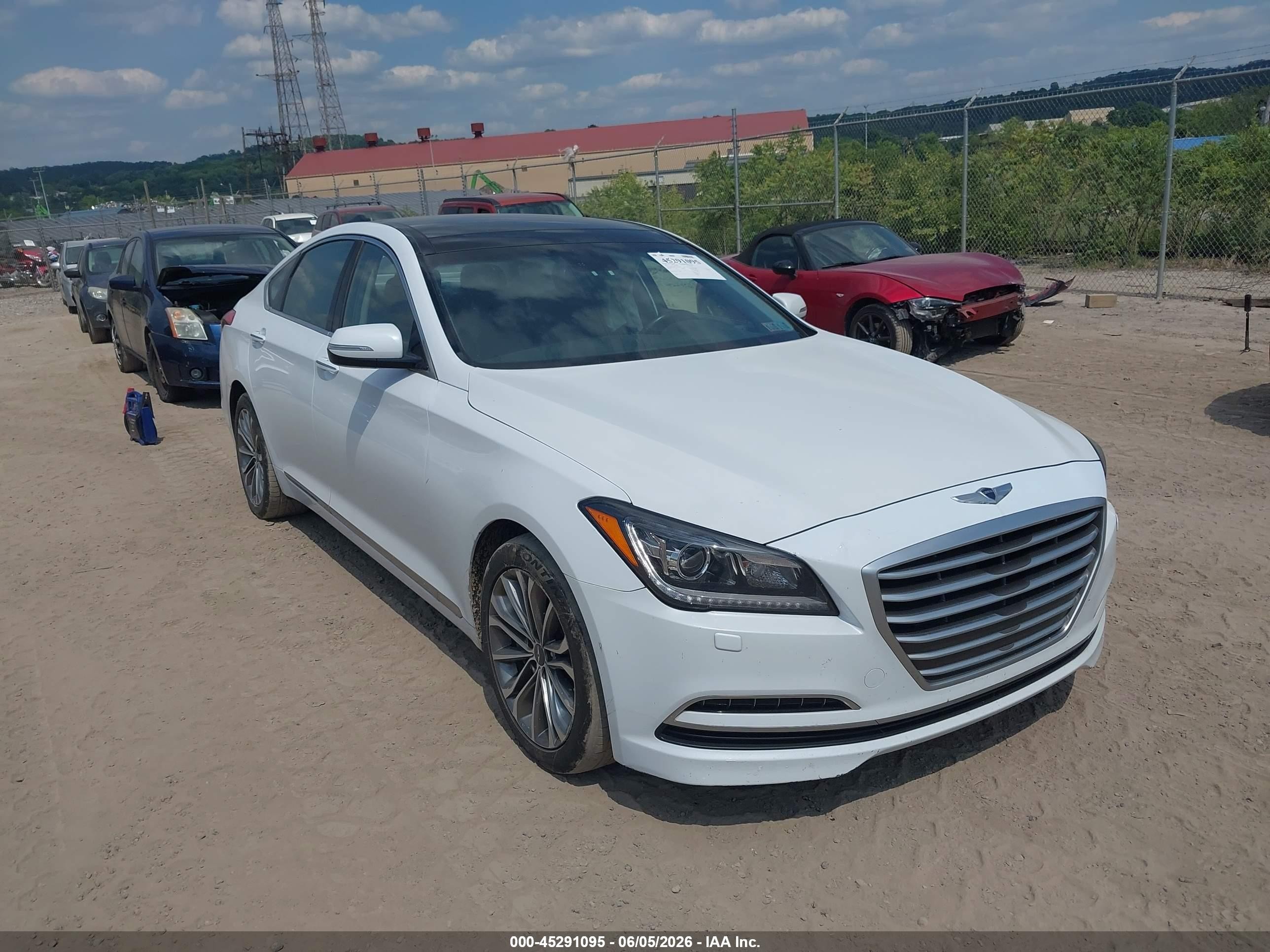 2015 Hyundai Genesis 3.8 White vin: KMHGN4JE9FU018124