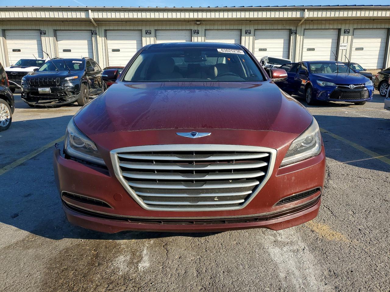 2015 Hyundai Genesis 3.8l Red vin: KMHGN4JE9FU041564