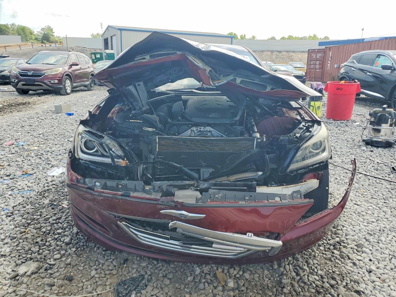 2015 Hyundai Genesis 3.8l Red vin: KMHGN4JE9FU075584
