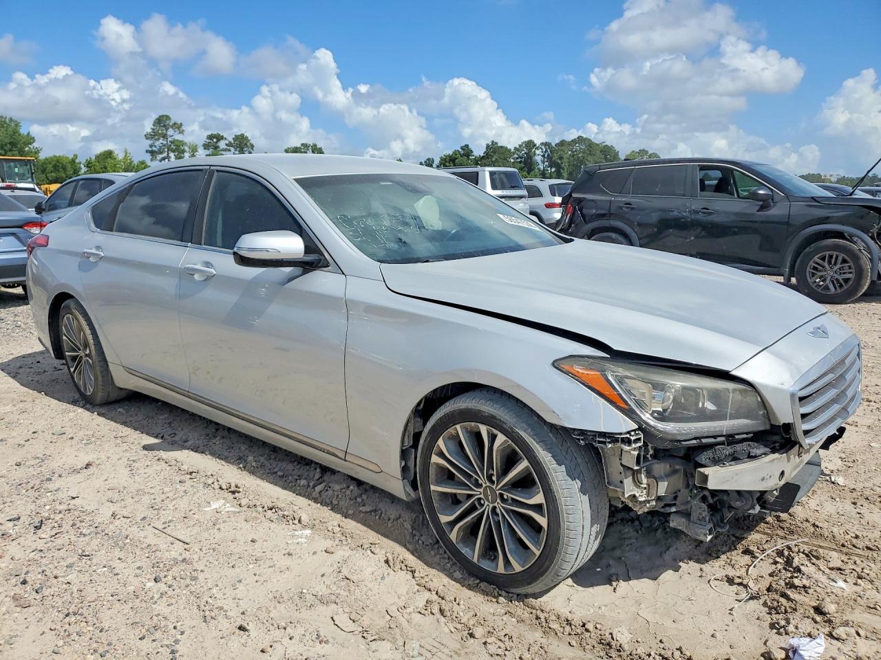 2015 Hyundai Genesis 3.8l Silver vin: KMHGN4JE9FU095303