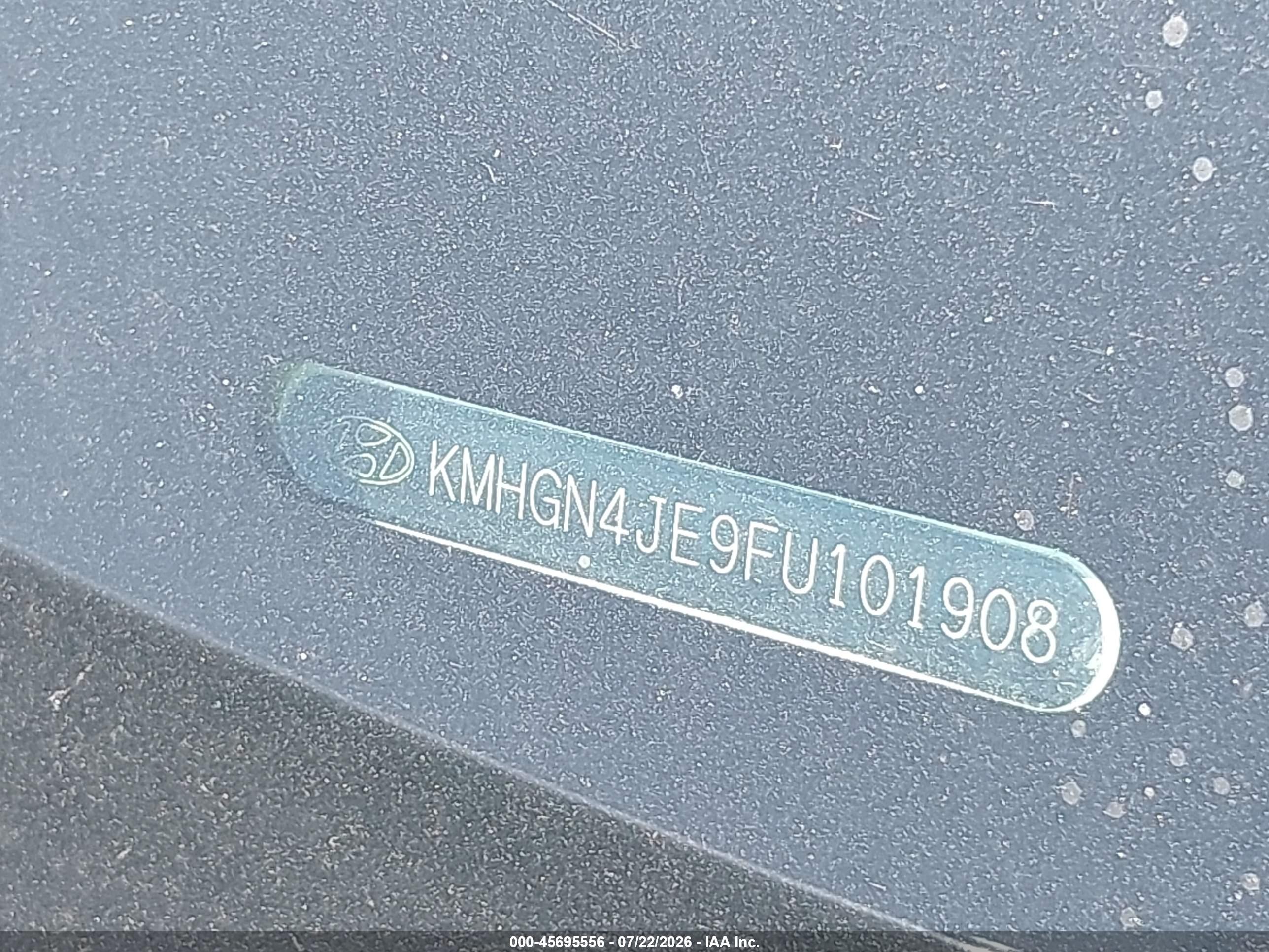 2015 Hyundai Genesis 3.8 Белый vin: KMHGN4JE9FU101908