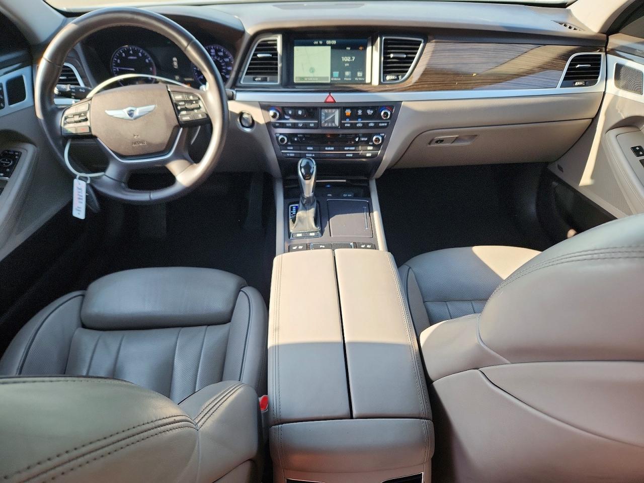2015 Hyundai Genesis 3.8l Silver vin: KMHGN4JEXFU016849