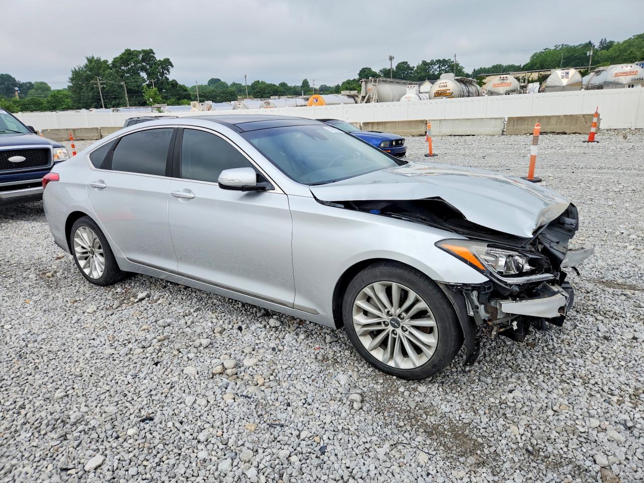 2015 Hyundai Genesis 3.8l Silver vin: KMHGN4JEXFU039113