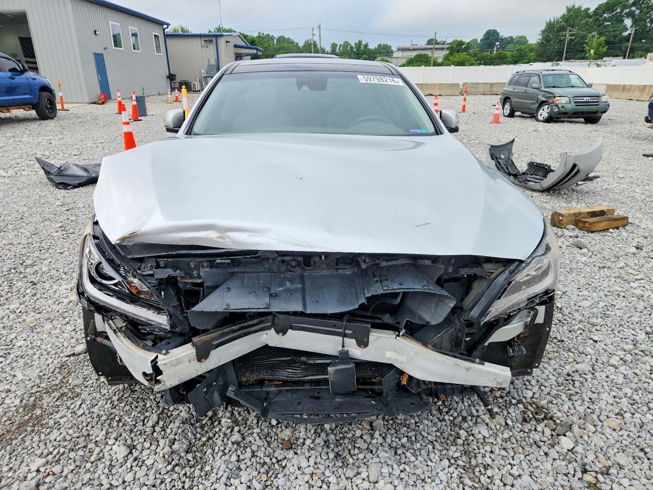 2015 Hyundai Genesis 3.8l Silver vin: KMHGN4JEXFU039113