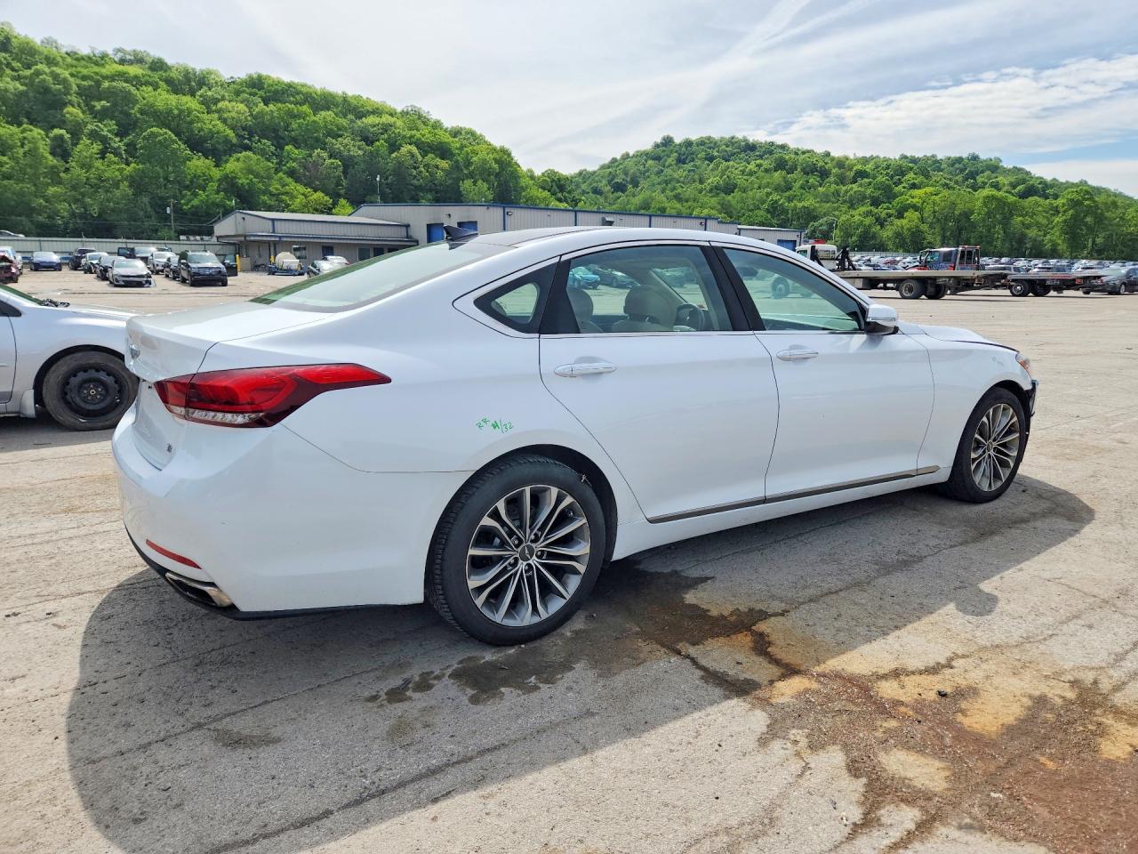 2015 Hyundai Genesis 3.8l White vin: KMHGN4JEXFU039712