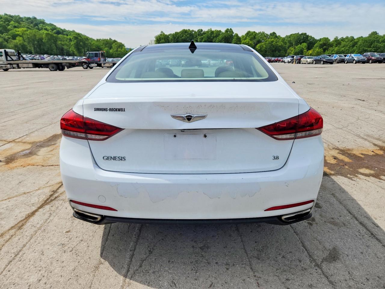 2015 Hyundai Genesis 3.8l White vin: KMHGN4JEXFU039712