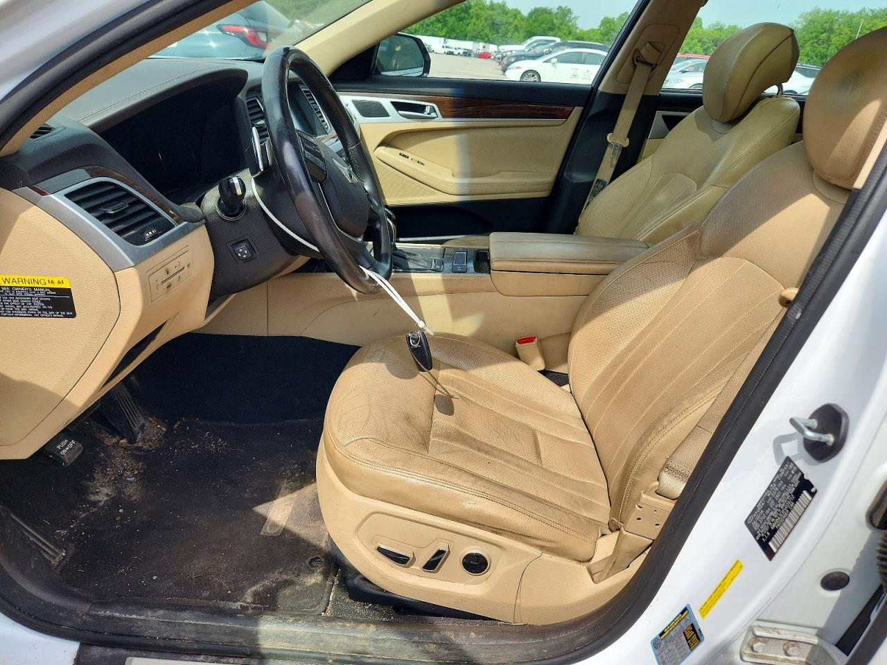 2015 Hyundai Genesis 3.8l White vin: KMHGN4JEXFU039712
