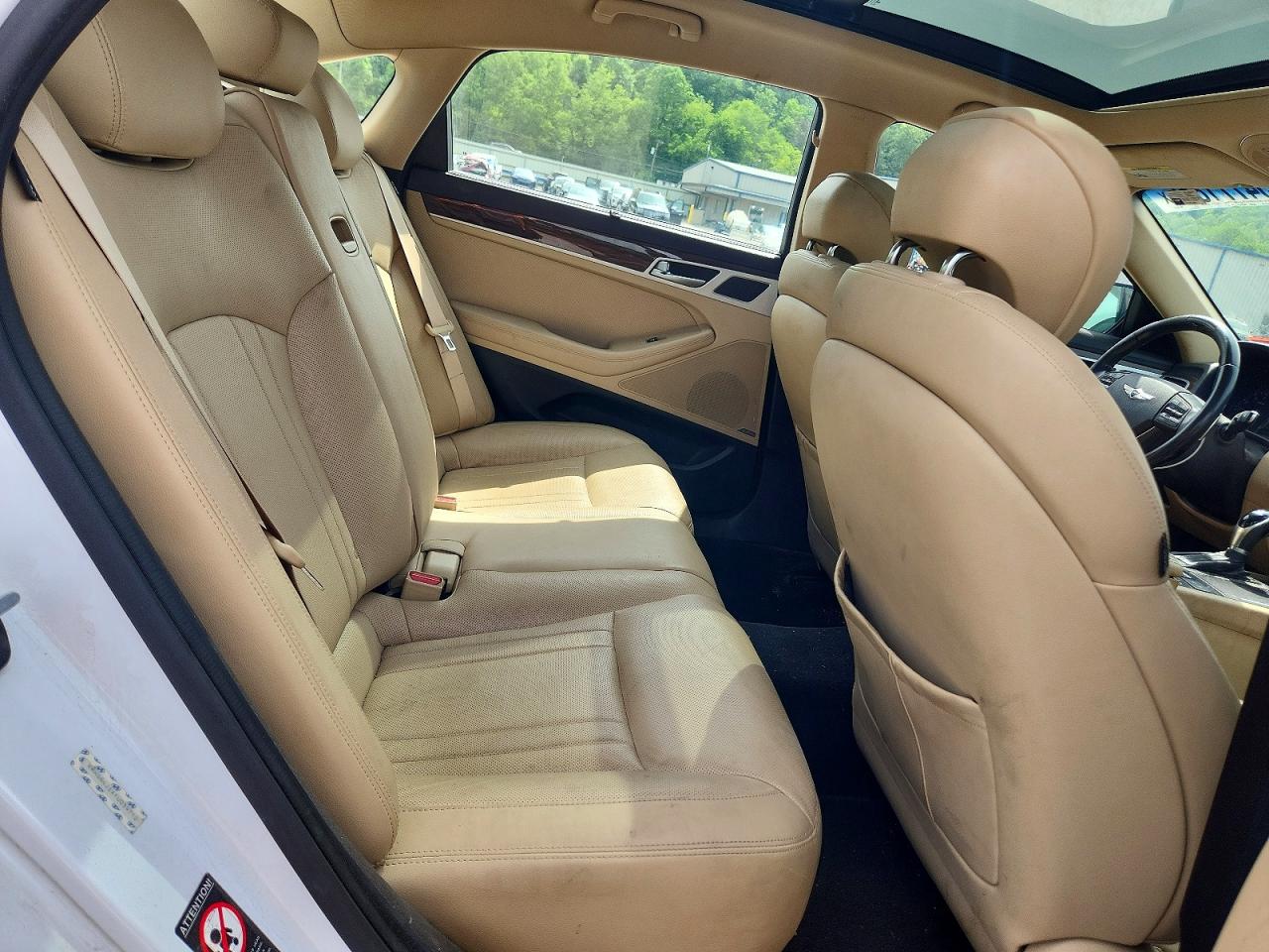 2015 Hyundai Genesis 3.8l White vin: KMHGN4JEXFU039712