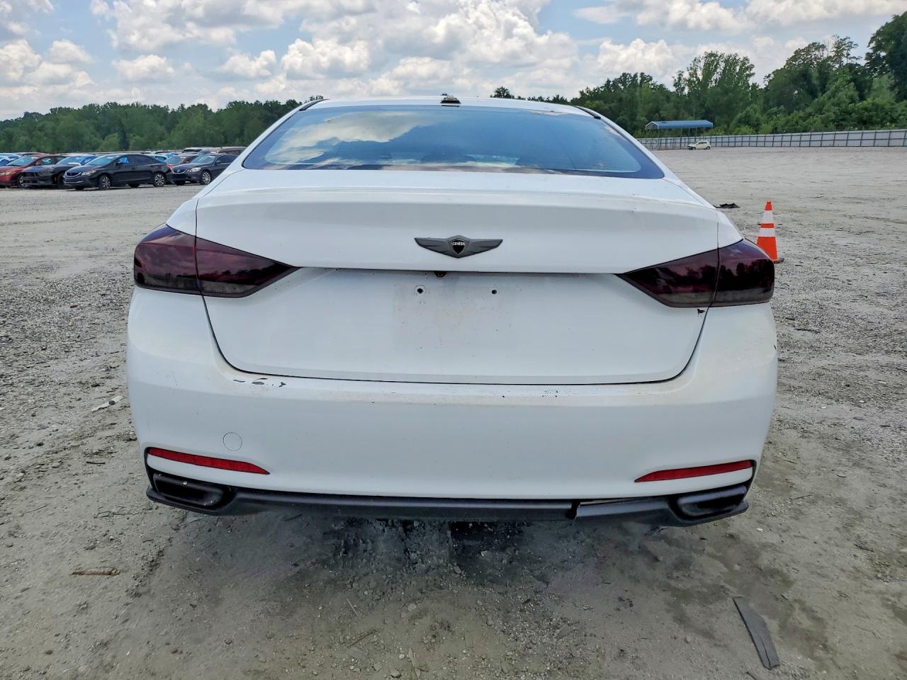2015 Hyundai Genesis 3.8l White vin: KMHGN4JEXFU050578
