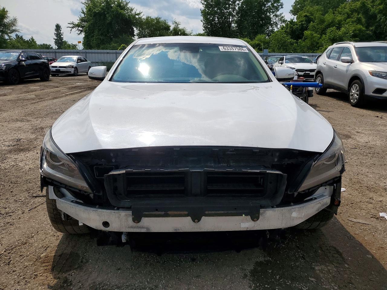 2015 Hyundai Genesis 3.8l White vin: KMHGN4JEXFU056560