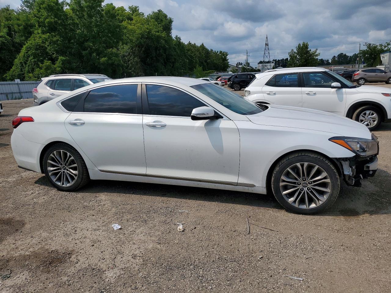 2015 Hyundai Genesis 3.8l White vin: KMHGN4JEXFU056560