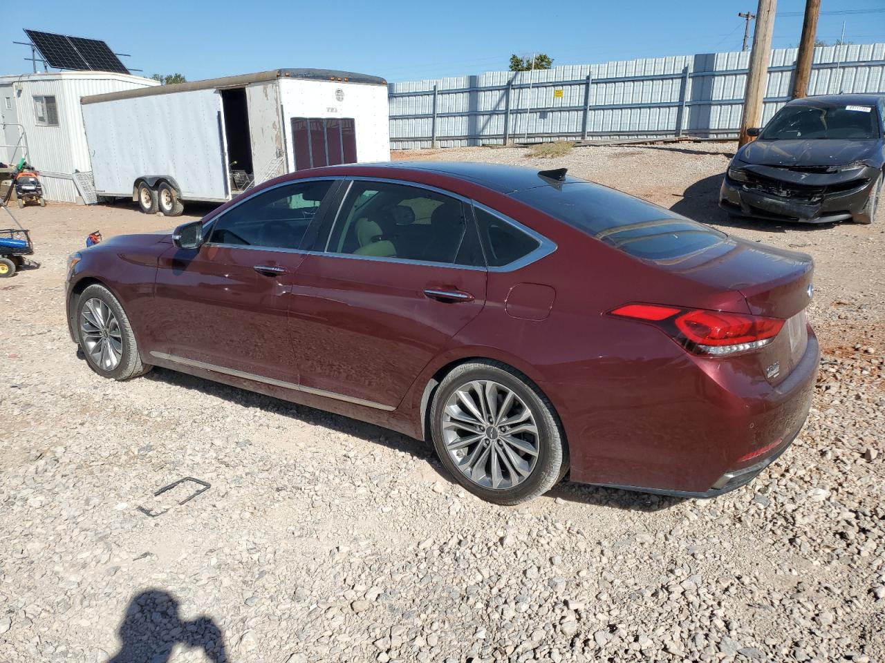 2015 Hyundai Genesis 3.8l Maroon vin: KMHGN4JEXFU063993