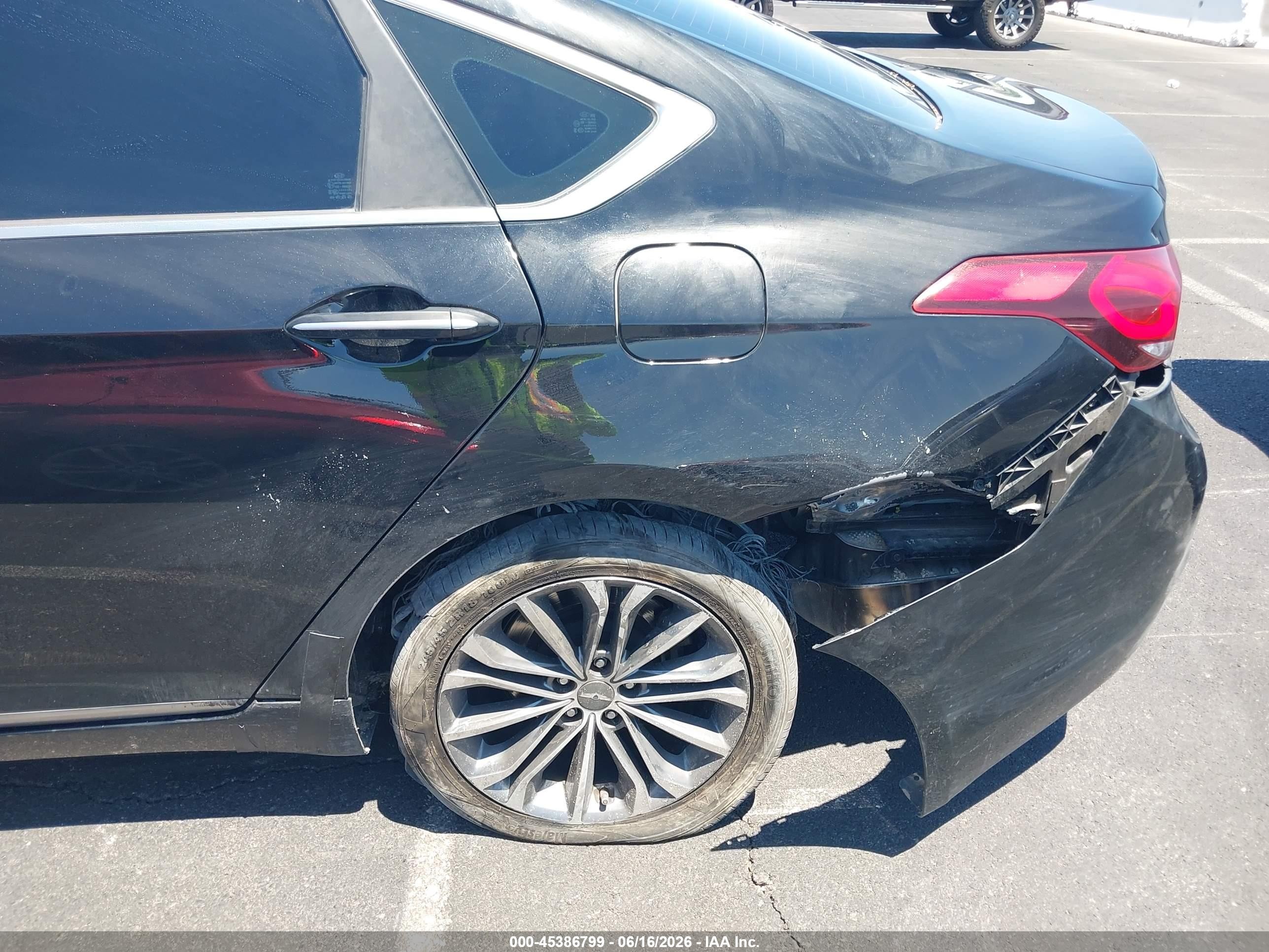 2015 Hyundai Genesis 3.8 Black vin: KMHGN4JEXFU074959