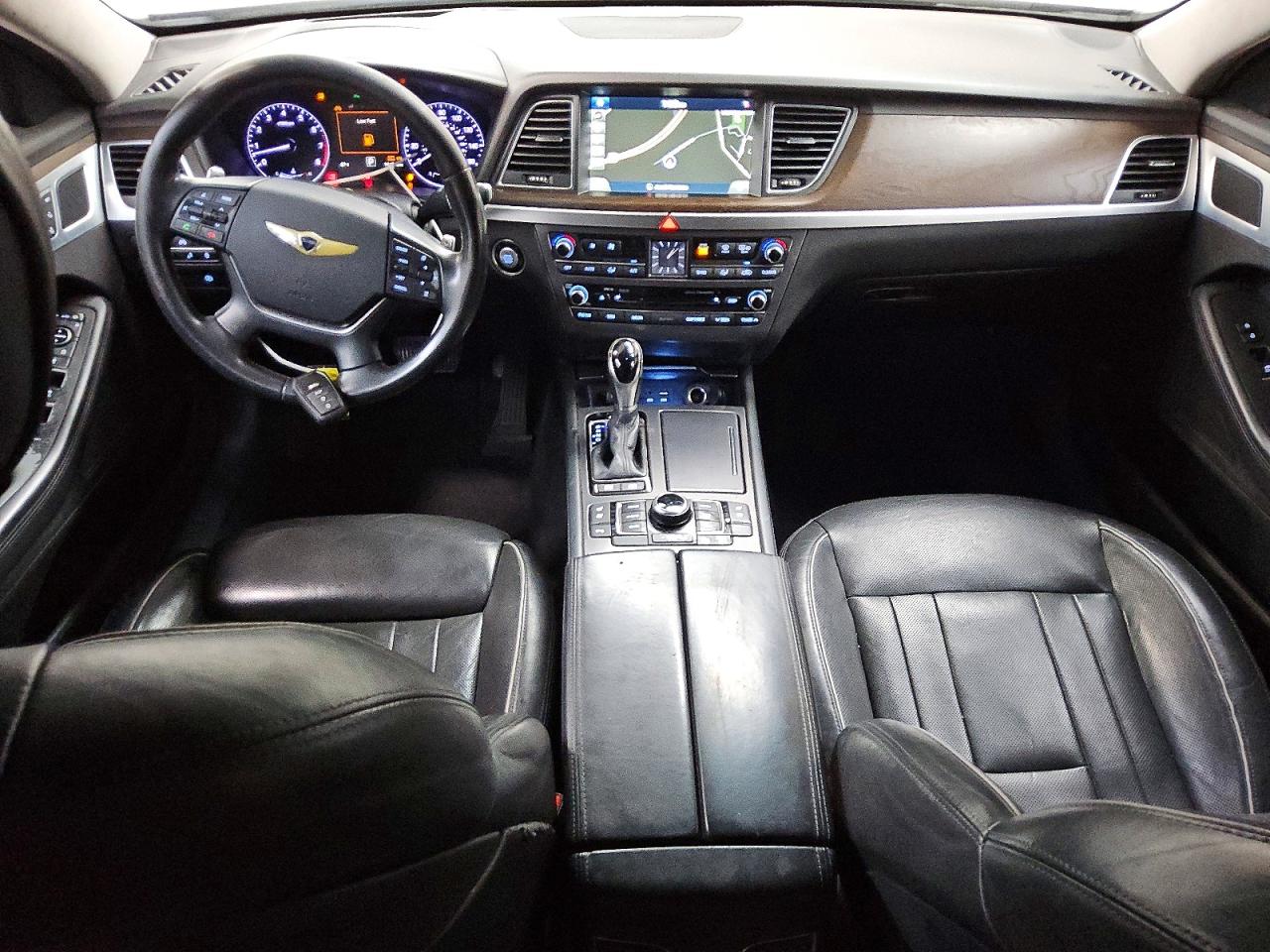 2015 Hyundai Genesis 3.8l Бежевый vin: KMHGN4JEXFU075223