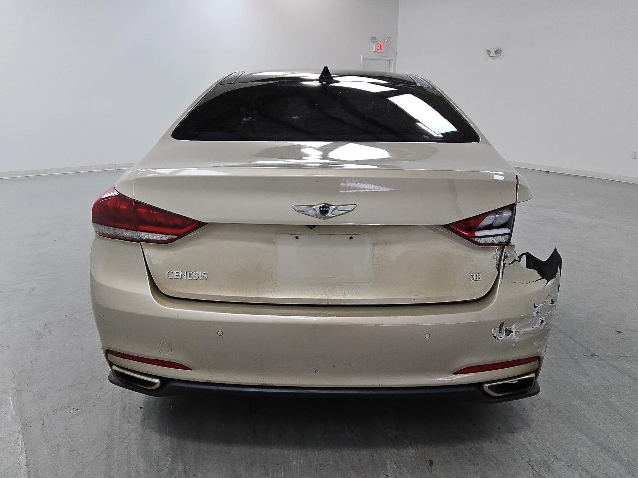 2015 Hyundai Genesis 3.8l Бежевый vin: KMHGN4JEXFU075223 Damage: Deck Lid Latch, Inoperable, Repair Required