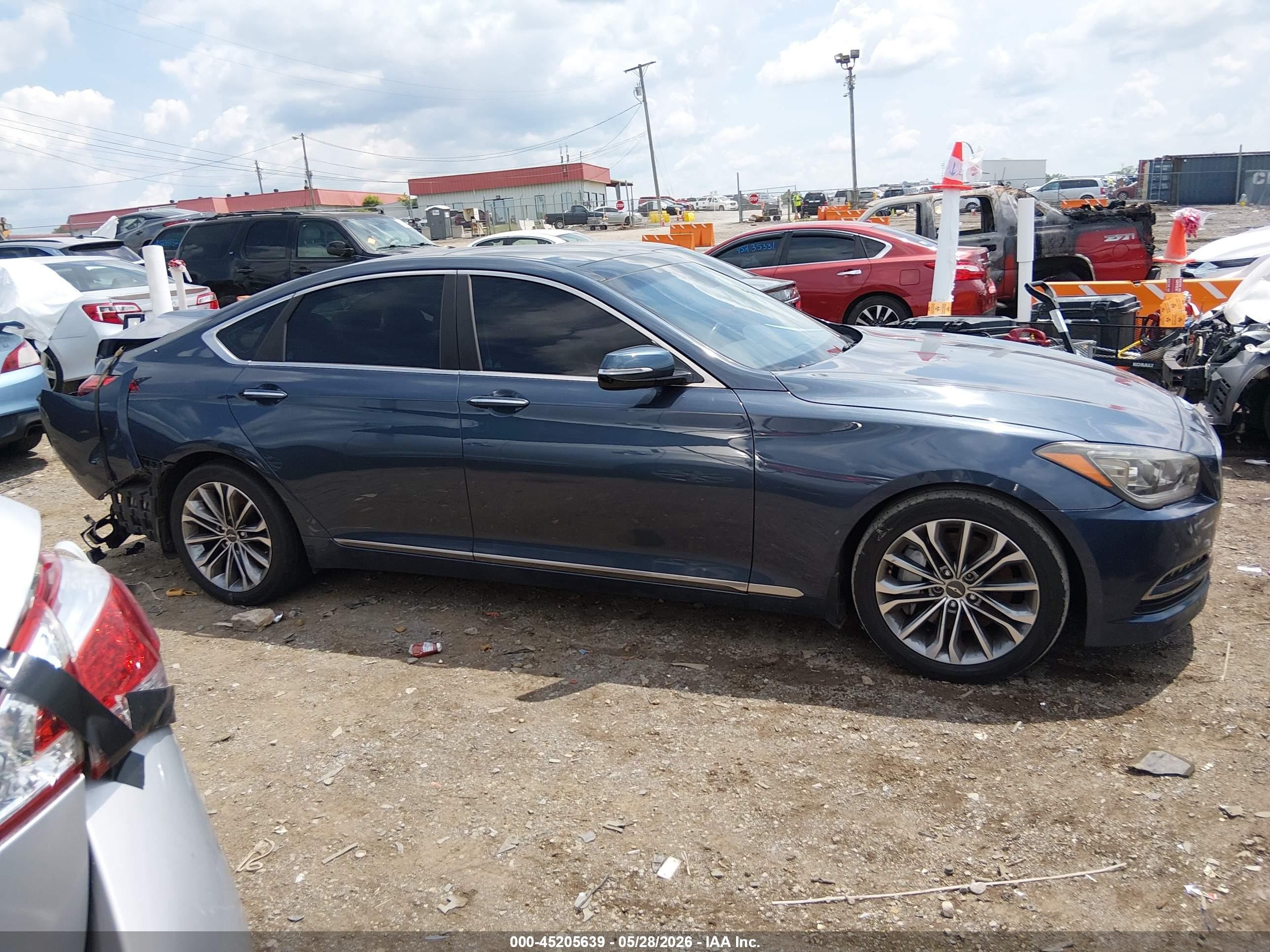 2015 Hyundai Genesis 3.8 Blue vin: KMHGN4JEXFU083774
