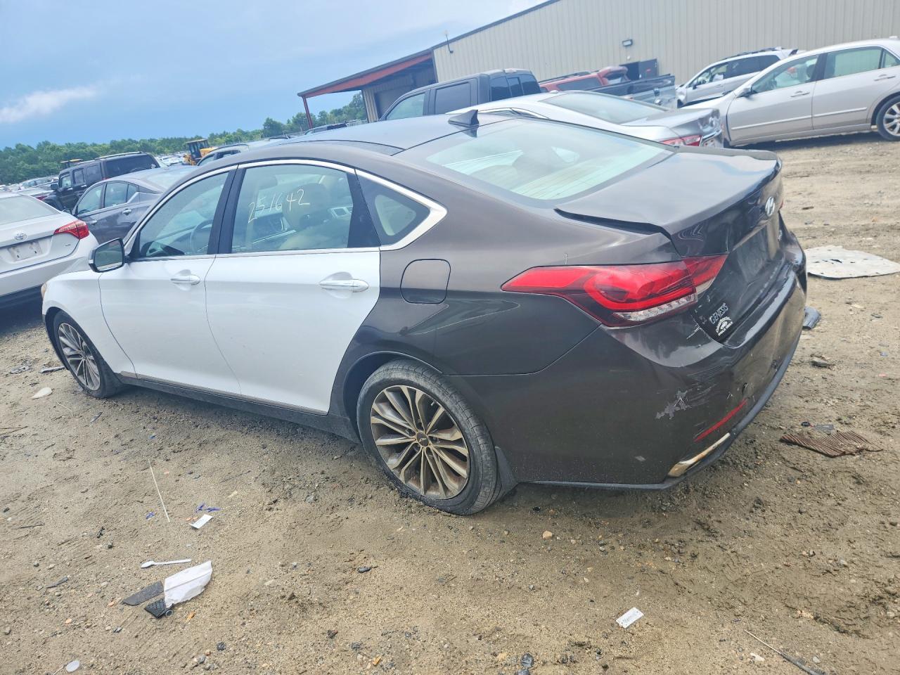 2015 Hyundai Genesis 3.8l Brown vin: KMHGN4JEXFU084178
