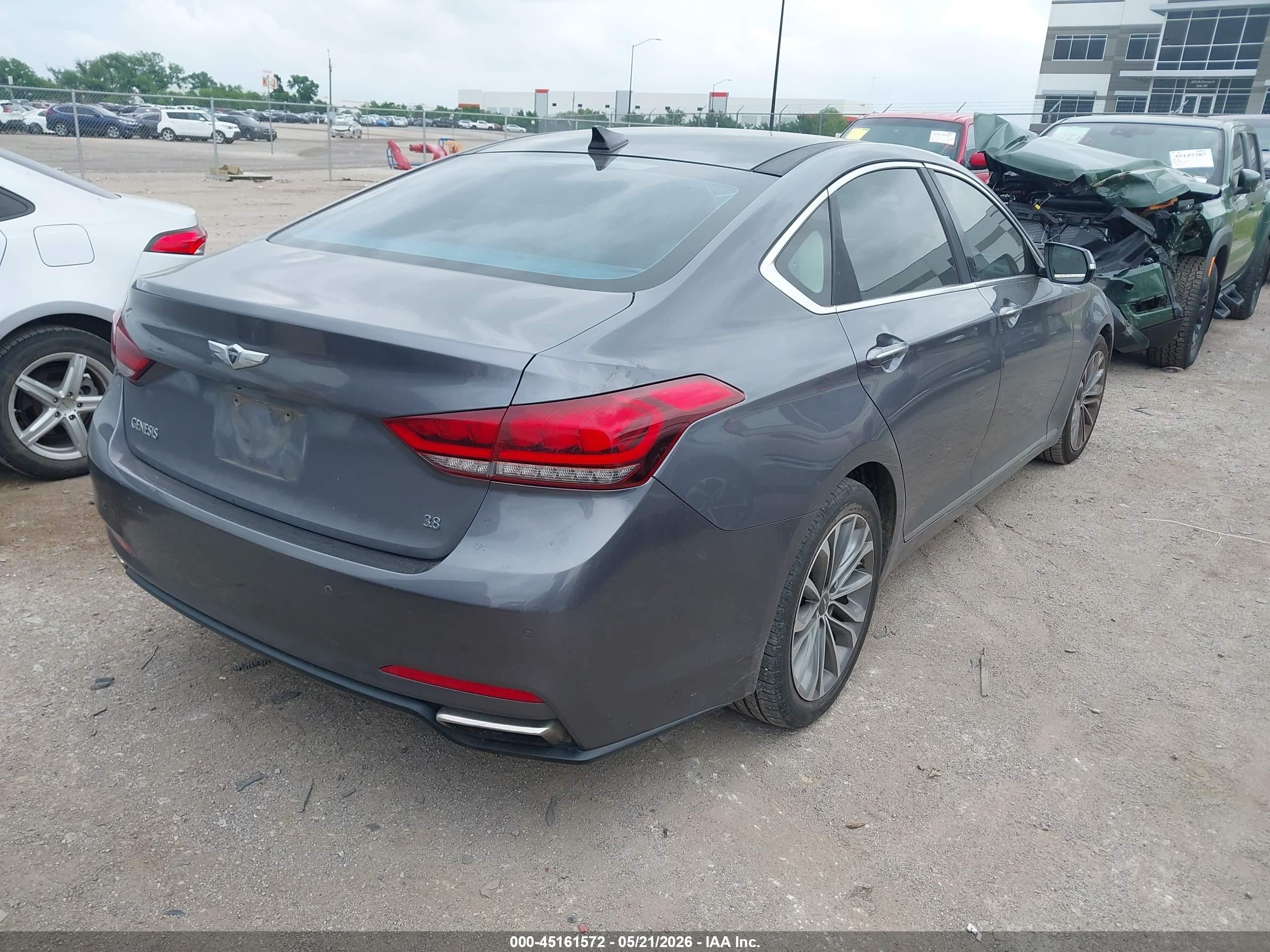 2015 Hyundai Genesis 3.8 Gray vin: KMHGN4JEXFU090160
