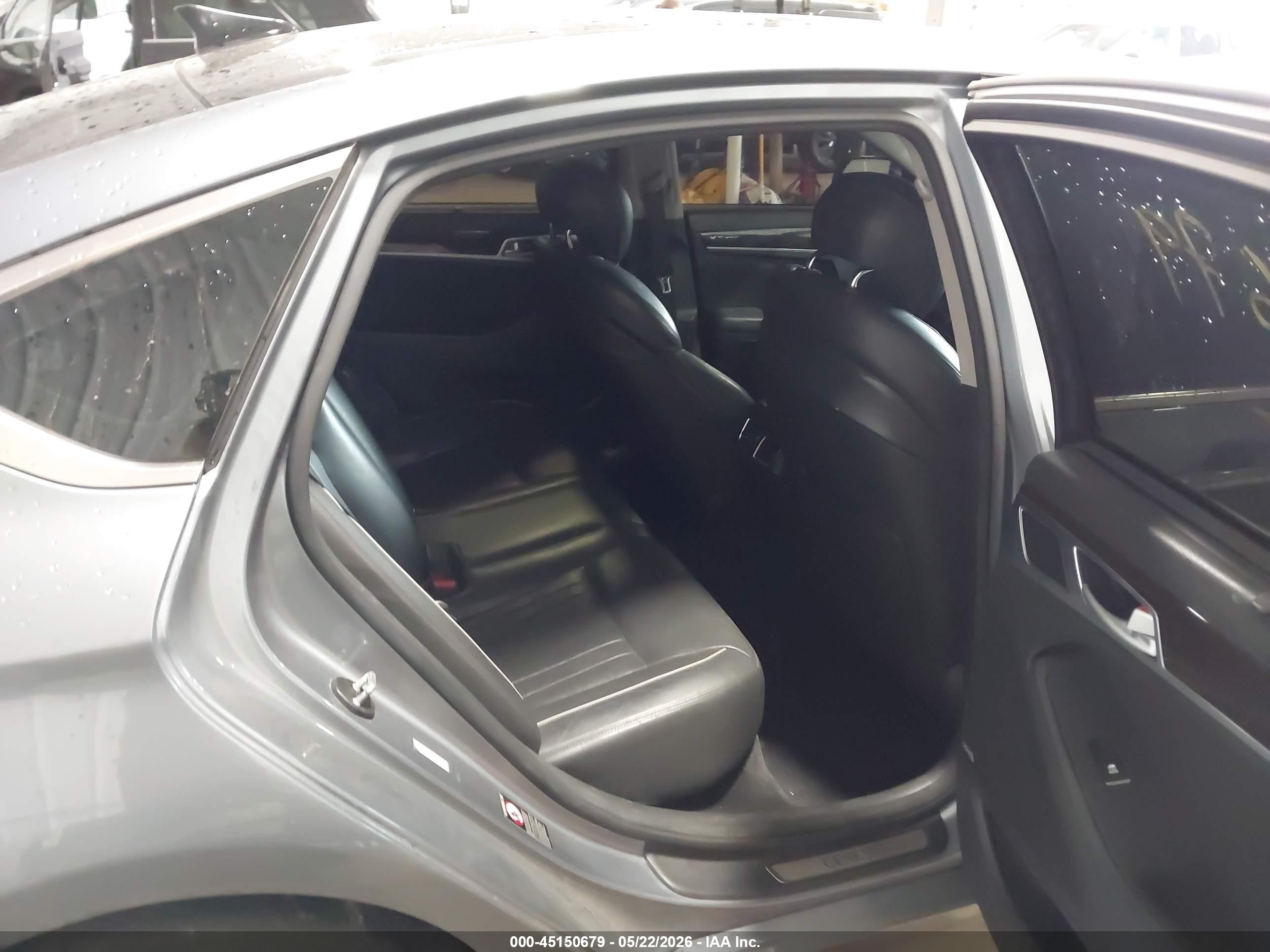 2015 Hyundai Genesis 3.8 Gray vin: KMHGN4JEXFU091129