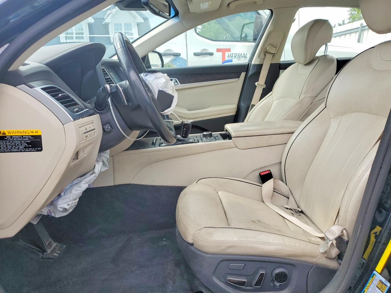 2015 Hyundai Genesis 3.8l Черный vin: KMHGN4JEXFU094418