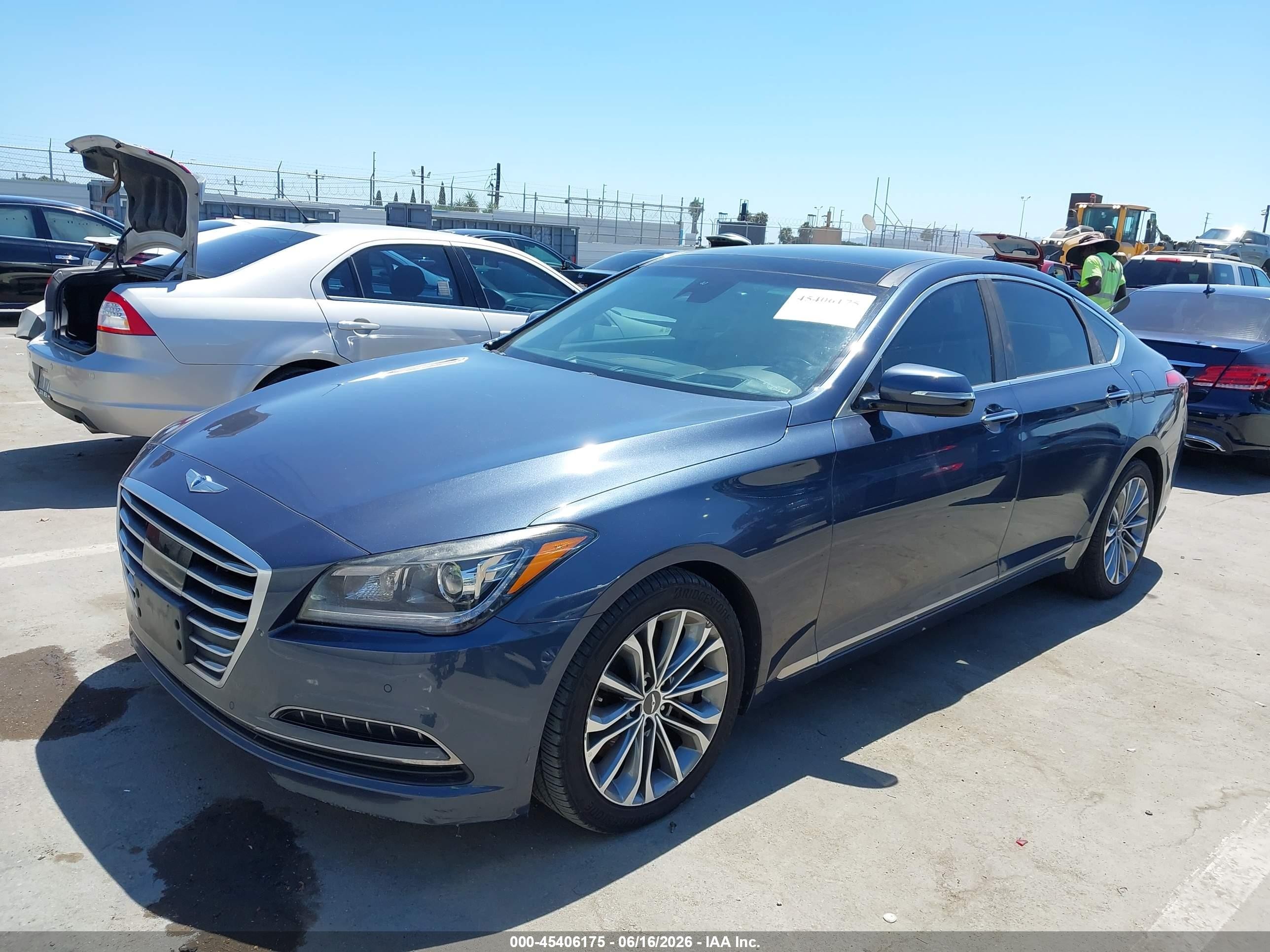 2015 Hyundai Genesis 3.8 Blue vin: KMHGN4JEXFU096301