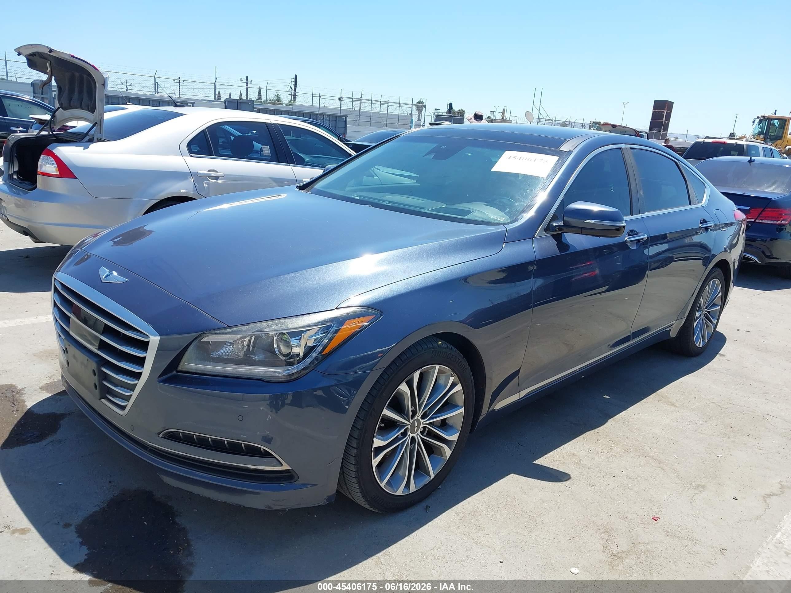 2015 Hyundai Genesis 3.8 Blue vin: KMHGN4JEXFU096301