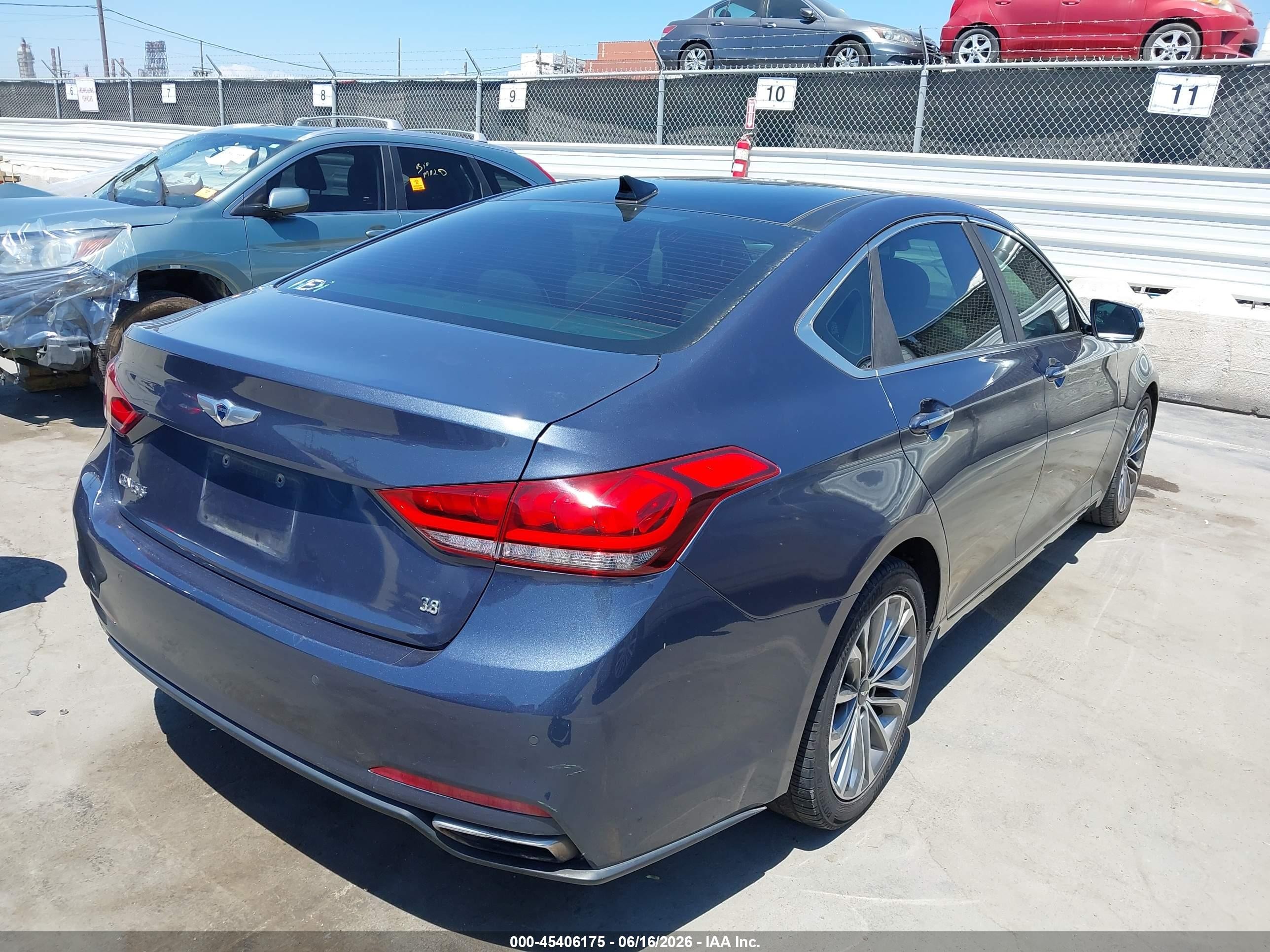 2015 Hyundai Genesis 3.8 Blue vin: KMHGN4JEXFU096301