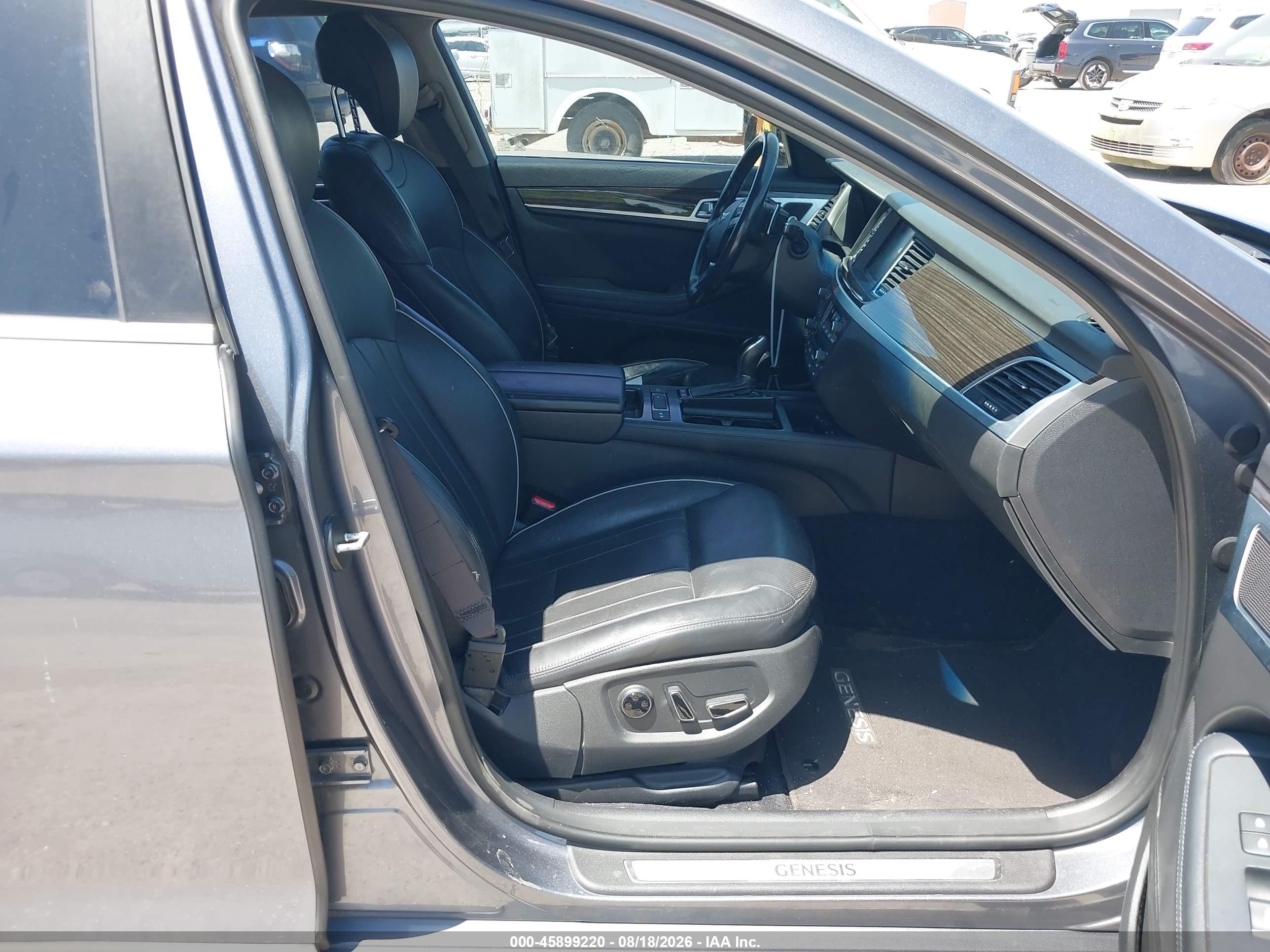 2016 Hyundai Genesis 3.8 Gray vin: KMHGN4JEXGU106178