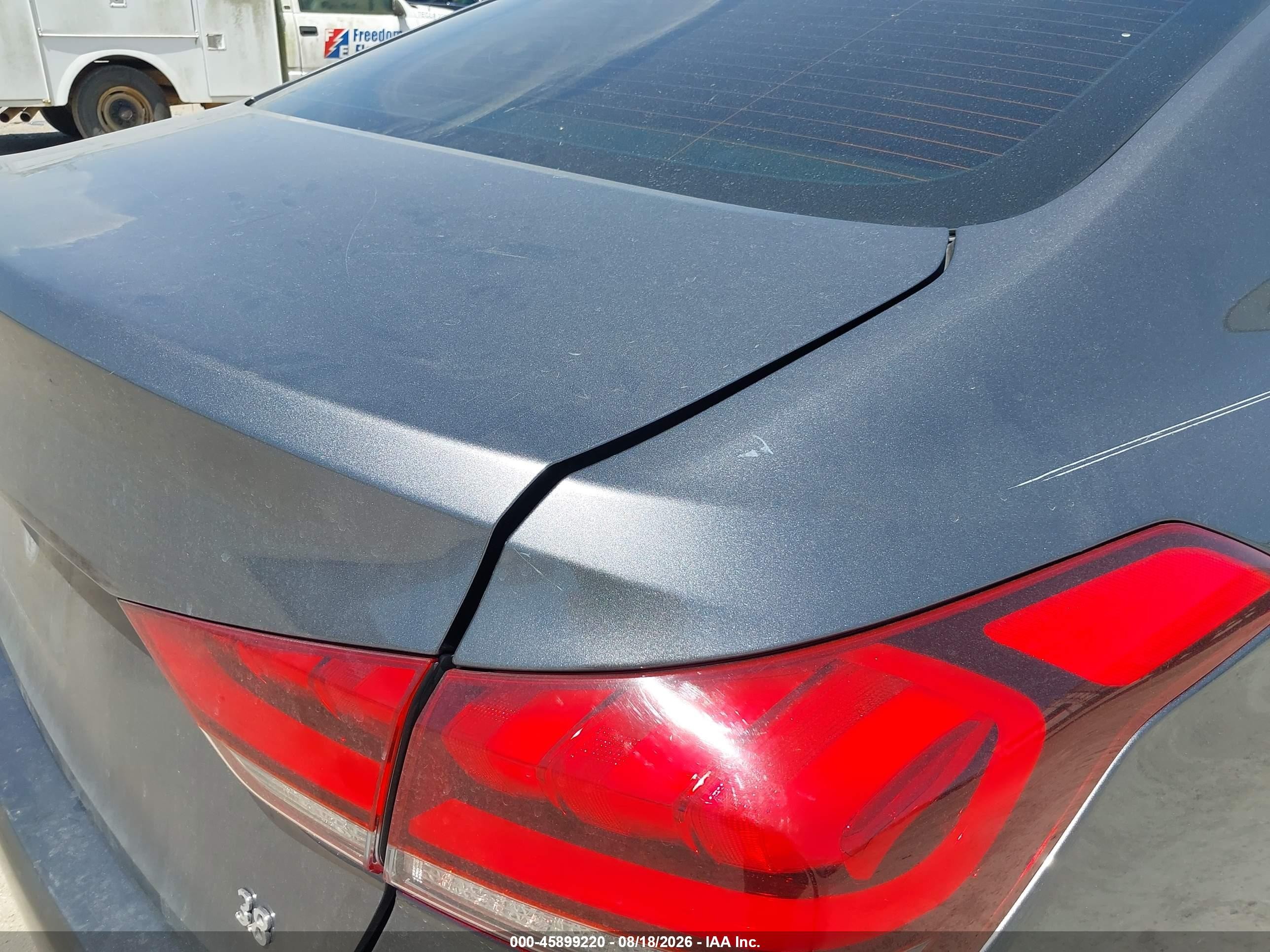 2016 Hyundai Genesis 3.8 Gray vin: KMHGN4JEXGU106178