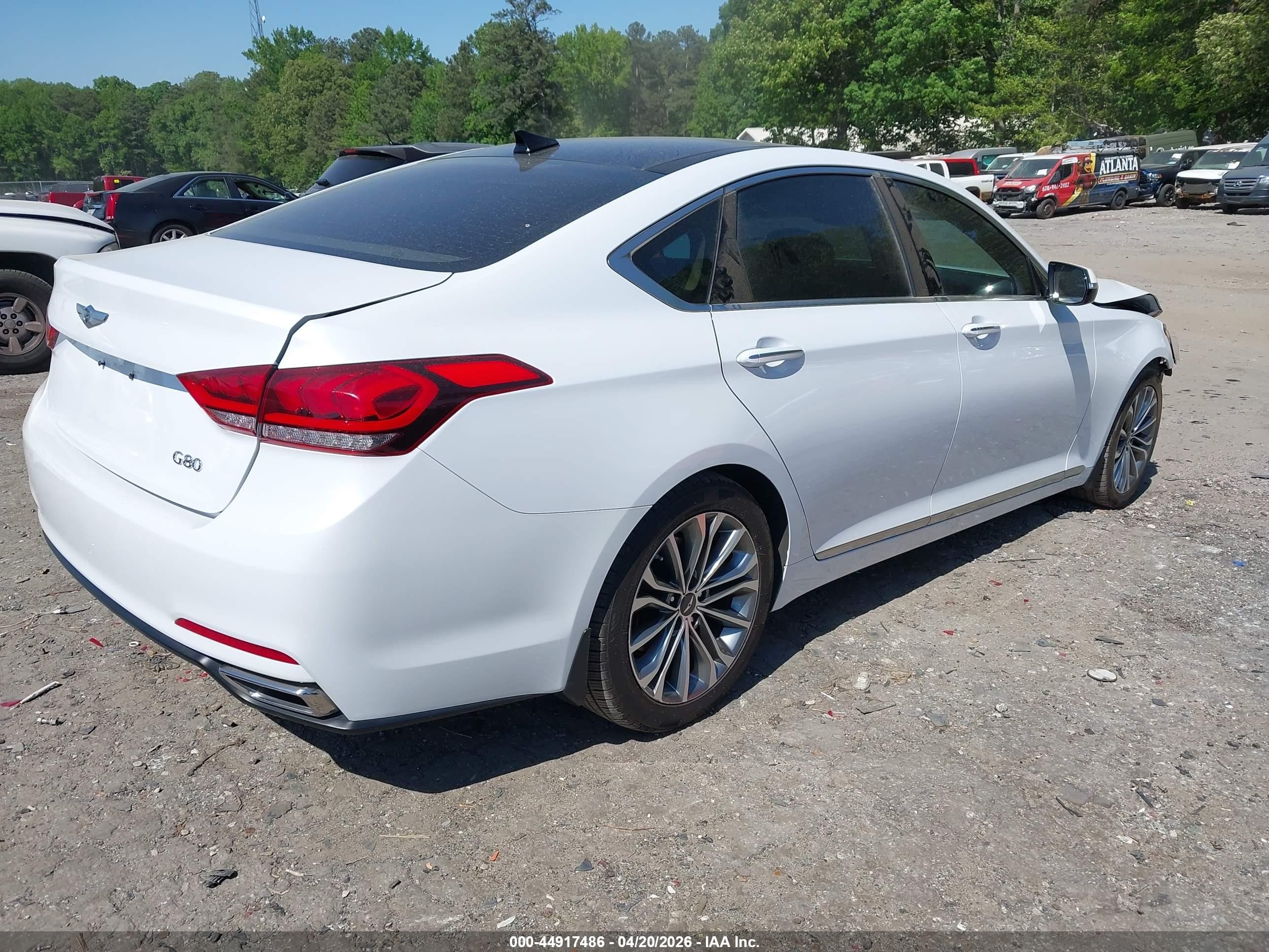 2016 Hyundai Genesis 3.8 White vin: KMHGN4JEXGU138287