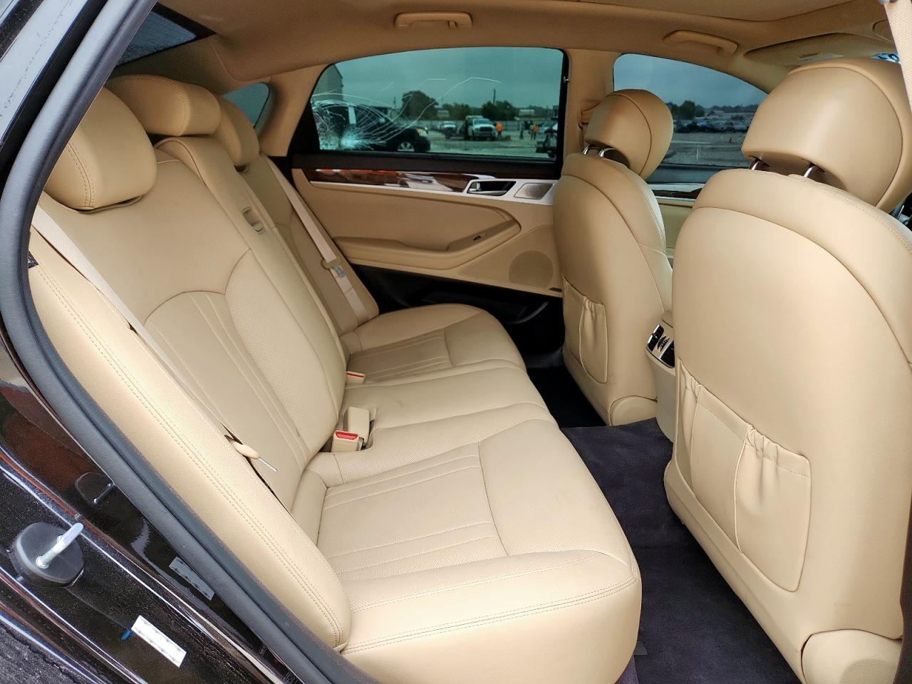 2018 Genesis G80 Base Черный vin: KMHGN4JEXJU235402
