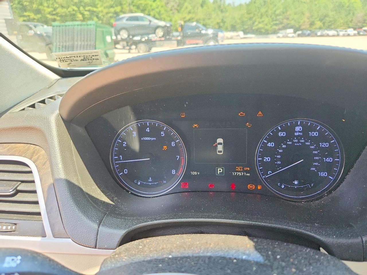 2015 Hyundai Genesis Gray vin: KMHGN4JF1FU018501