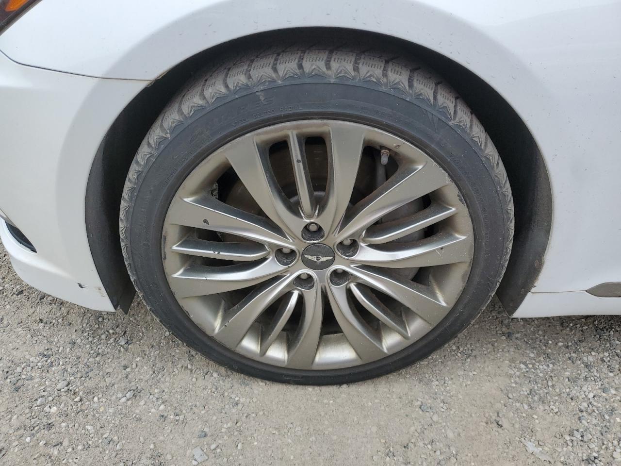 2015 Hyundai Genesis 5.0l White vin: KMHGN4JF2FU017535 Damage: Left Front Wheel, Curb Rash, 2 To 3 Inches