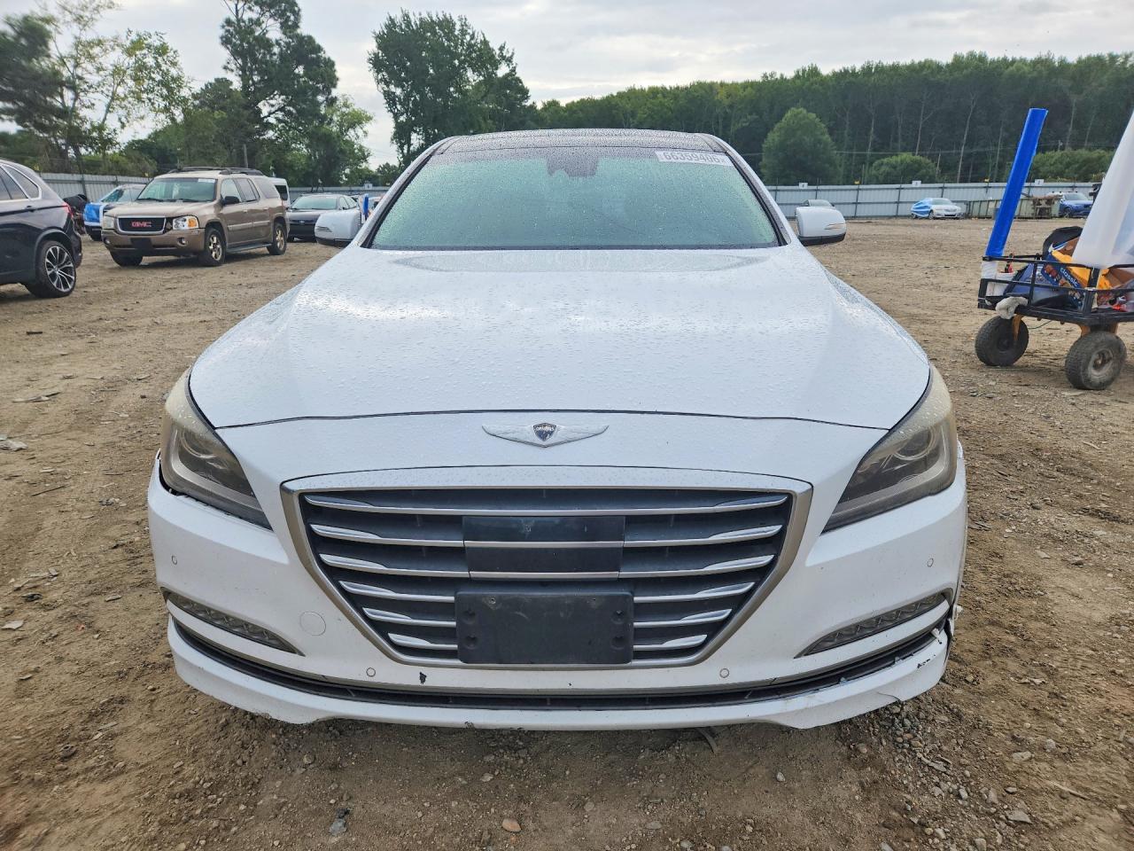 2015 Hyundai Genesis 5.0l White vin: KMHGN4JF2FU103704