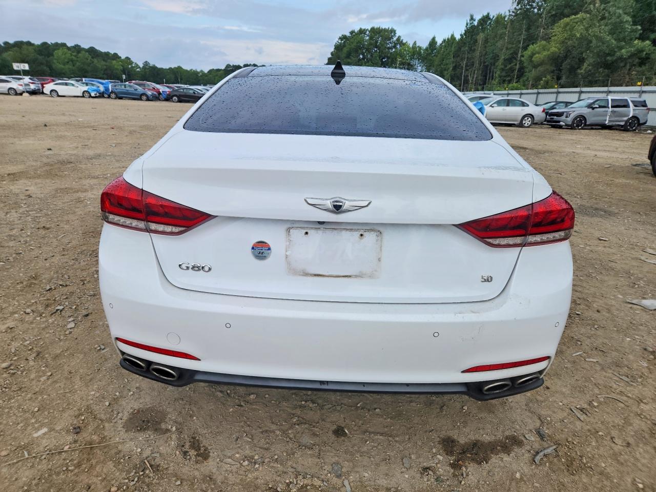 2015 Hyundai Genesis 5.0l White vin: KMHGN4JF2FU103704
