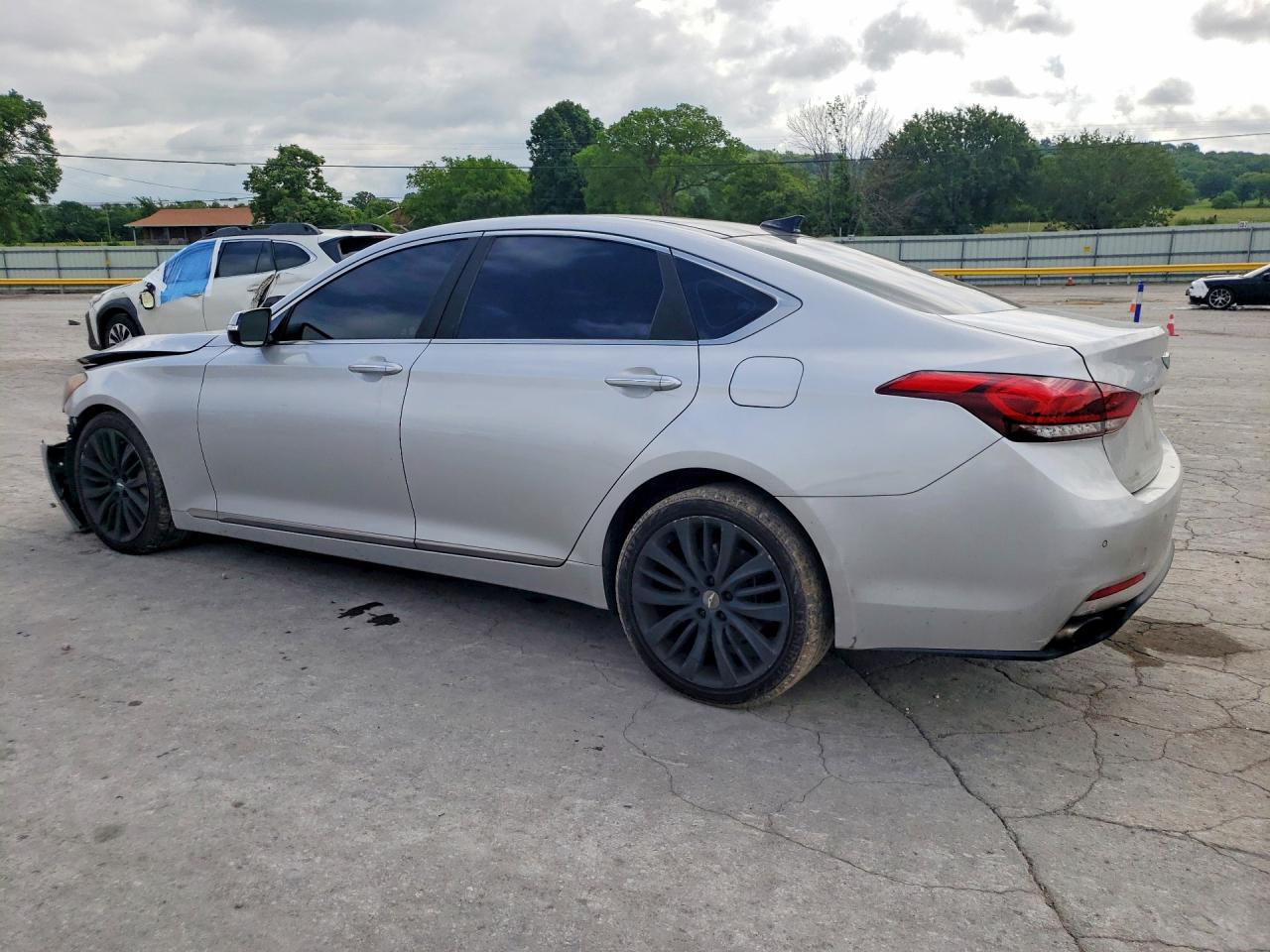 2015 Hyundai Genesis 5.0l Silver vin: KMHGN4JF3FU028396