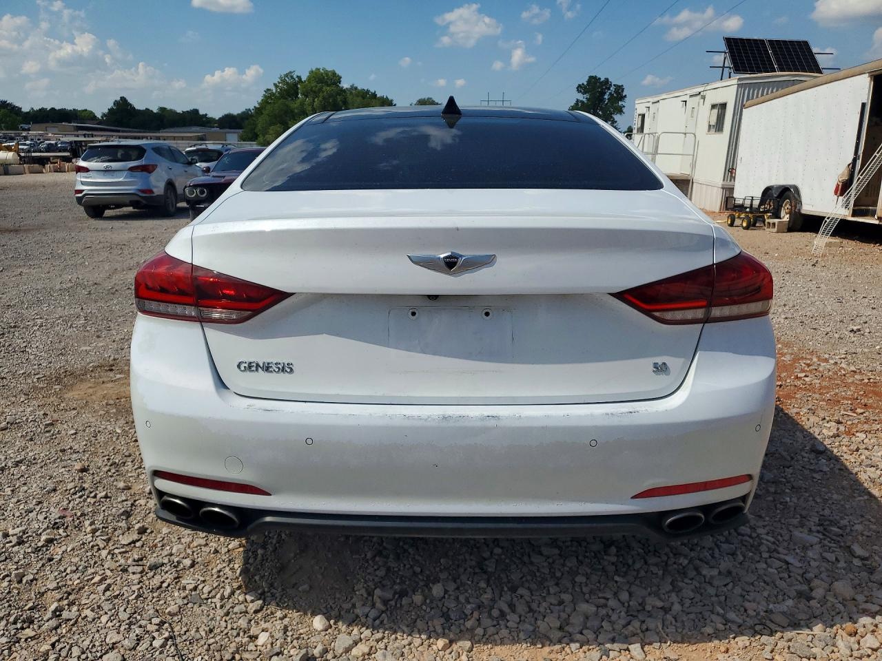 2015 Hyundai Genesis 5.0l White vin: KMHGN4JF4FU073458