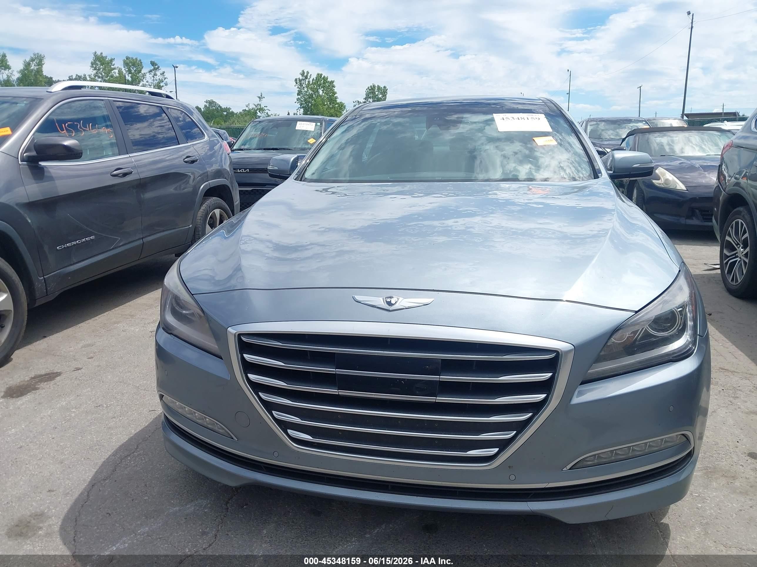2015 Hyundai Genesis 5.0 Серый vin: KMHGN4JF4FU079454