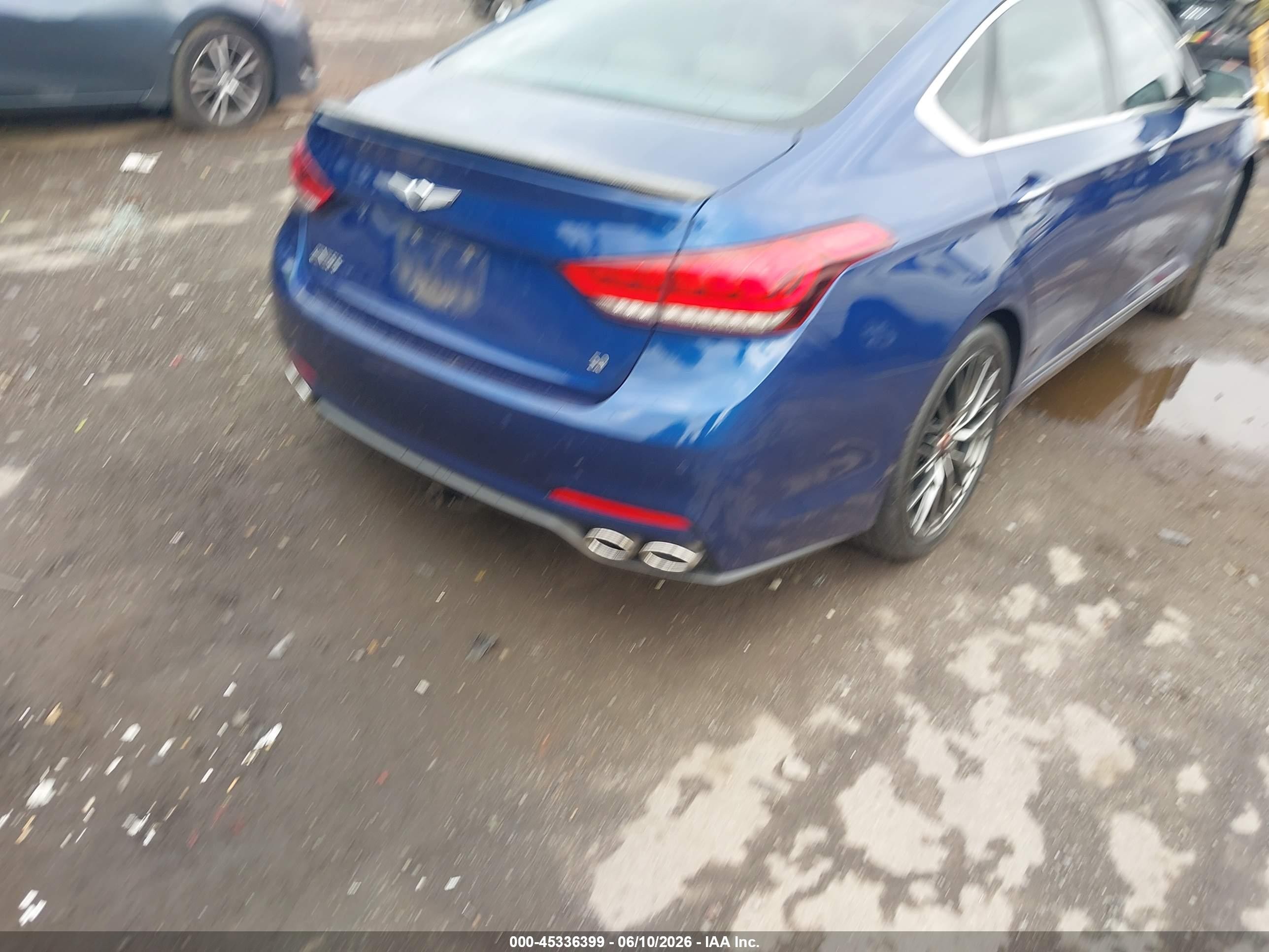 2015 Hyundai Genesis 5.0 Blue vin: KMHGN4JF4FU090535