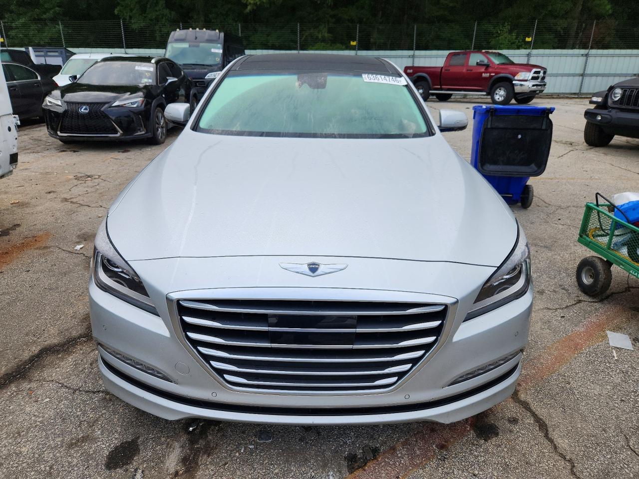 2015 Hyundai Genesis 5.0l Серебряный vin: KMHGN4JF5FU016587