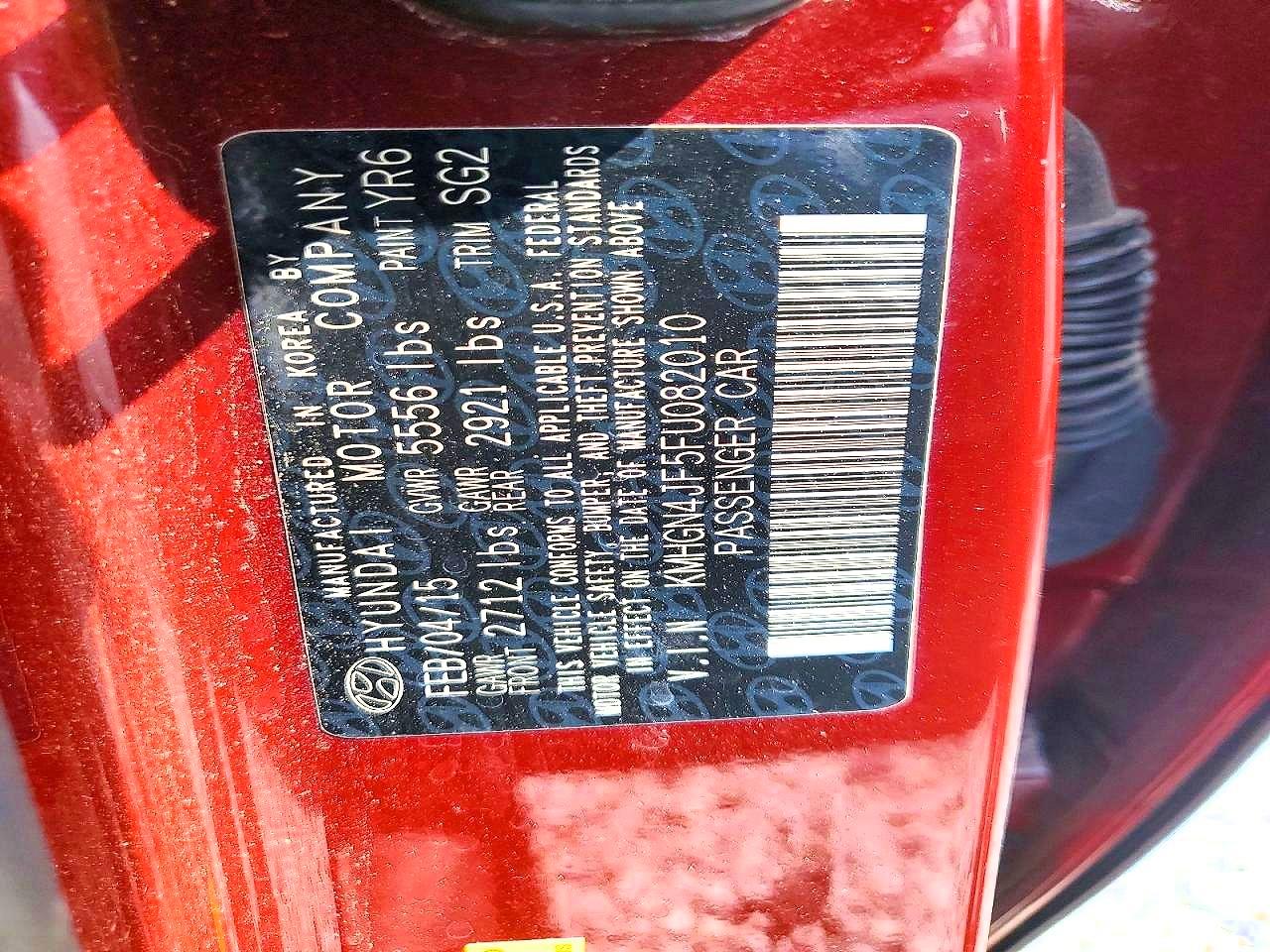 2015 Hyundai Genesis 5.0l Red vin: KMHGN4JF5FU082010