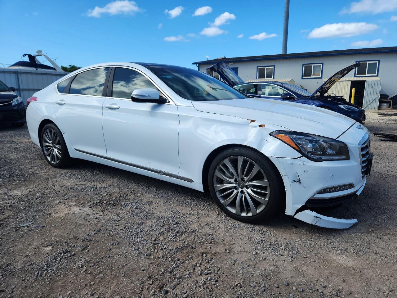2015 Hyundai Genesis 5.0l White vin: KMHGN4JF5FU102708