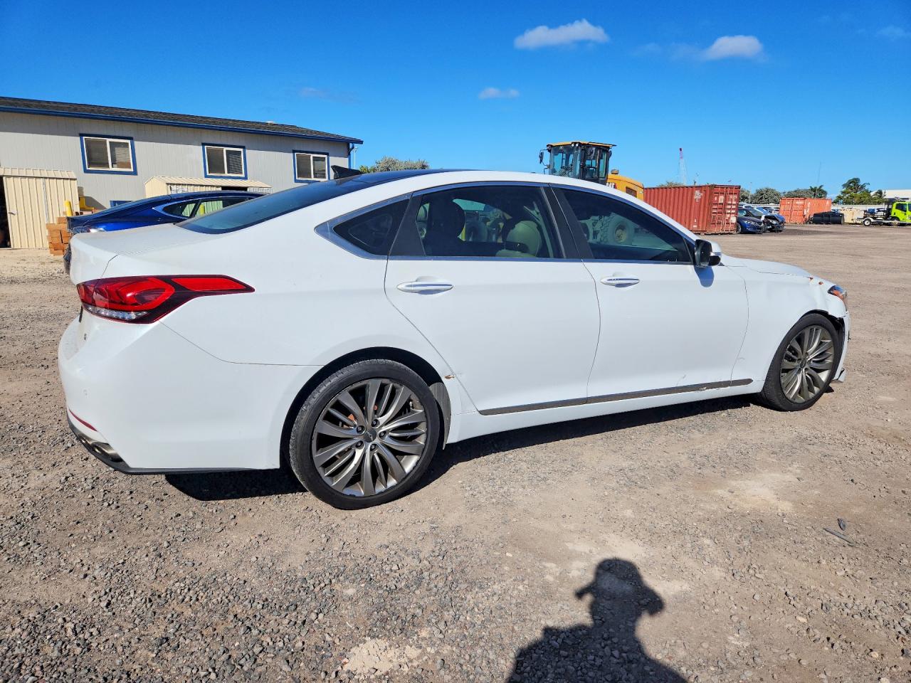 2015 Hyundai Genesis 5.0l White vin: KMHGN4JF5FU102708