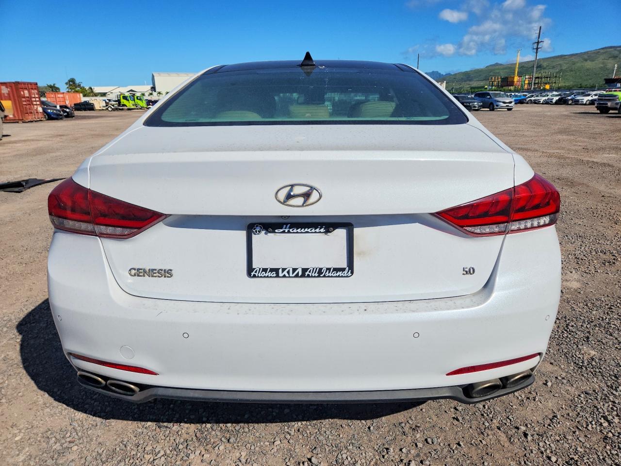 2015 Hyundai Genesis 5.0l White vin: KMHGN4JF5FU102708