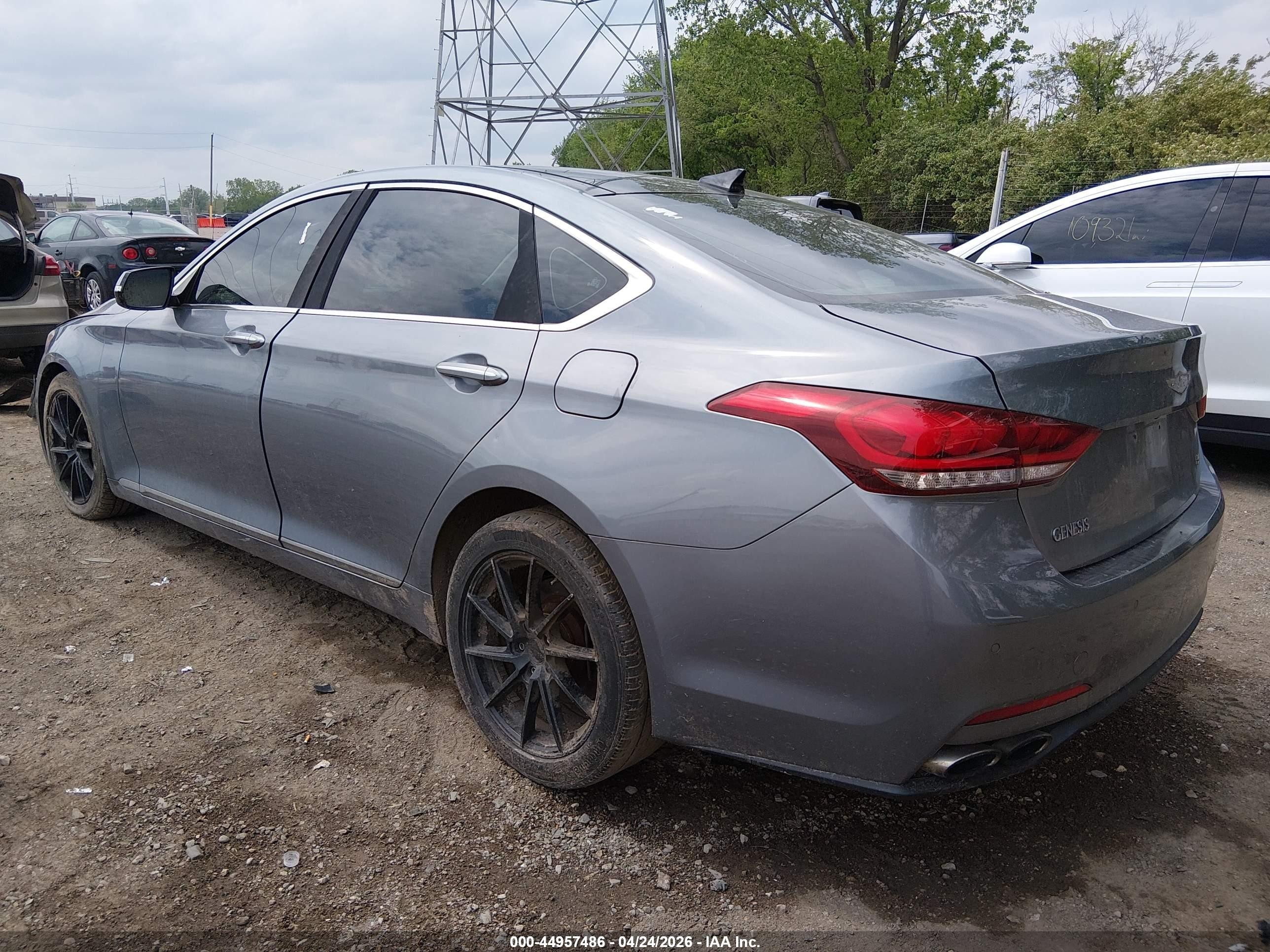 2015 Hyundai Genesis 5.0 Серый vin: KMHGN4JF7FU026862