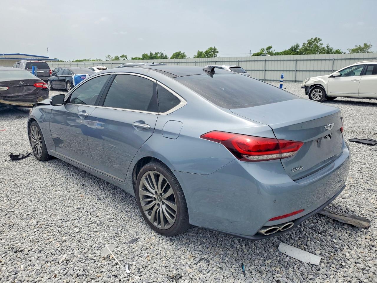 2015 Hyundai Genesis 5.0l Blue vin: KMHGN4JF7FU054550