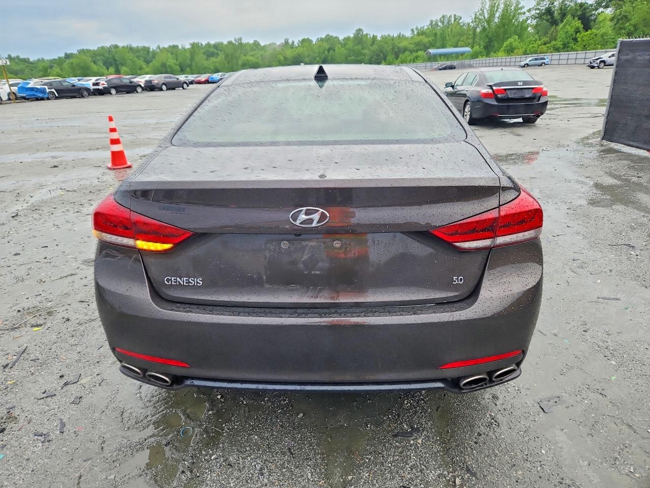 2015 Hyundai Genesis 5.0l Brown vin: KMHGN4JF7FU061028