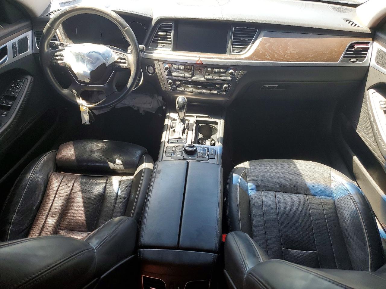 2015 Hyundai Genesis 5.0l White vin: KMHGN4JF8FU091915