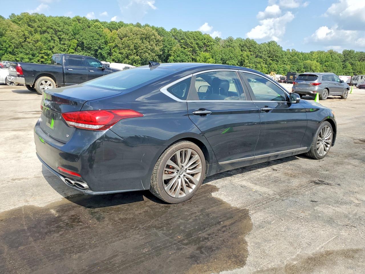 2015 Hyundai Genesis 5.0l Черный vin: KMHGN4JF9FU028533